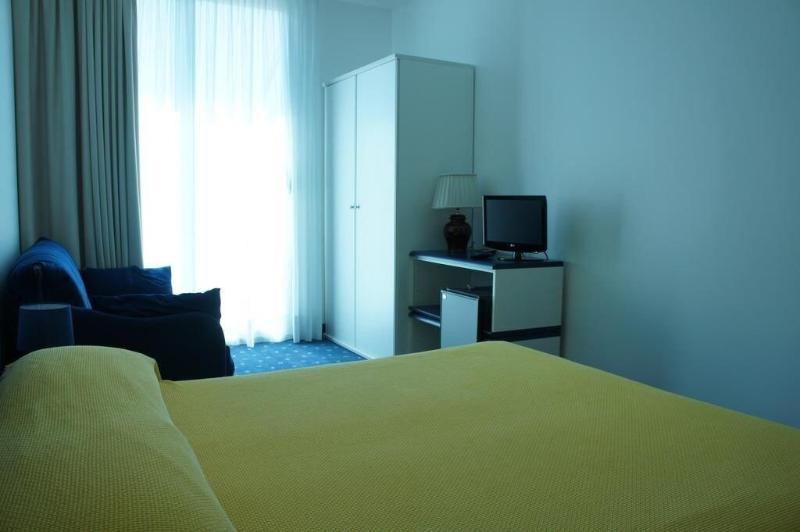 Hotel Myriam Lignano Sabbiadoro Extérieur photo