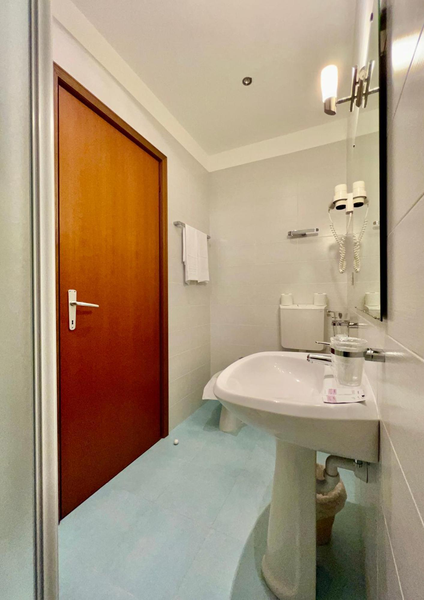 Hotel Myriam Lignano Sabbiadoro Extérieur photo