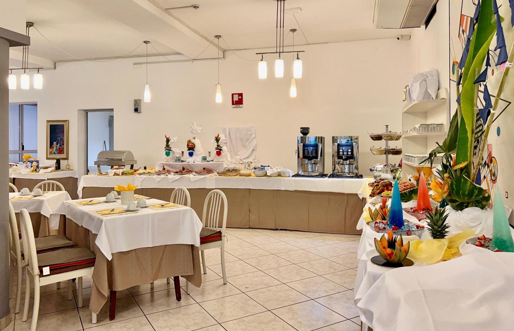 Hotel Myriam Lignano Sabbiadoro Extérieur photo