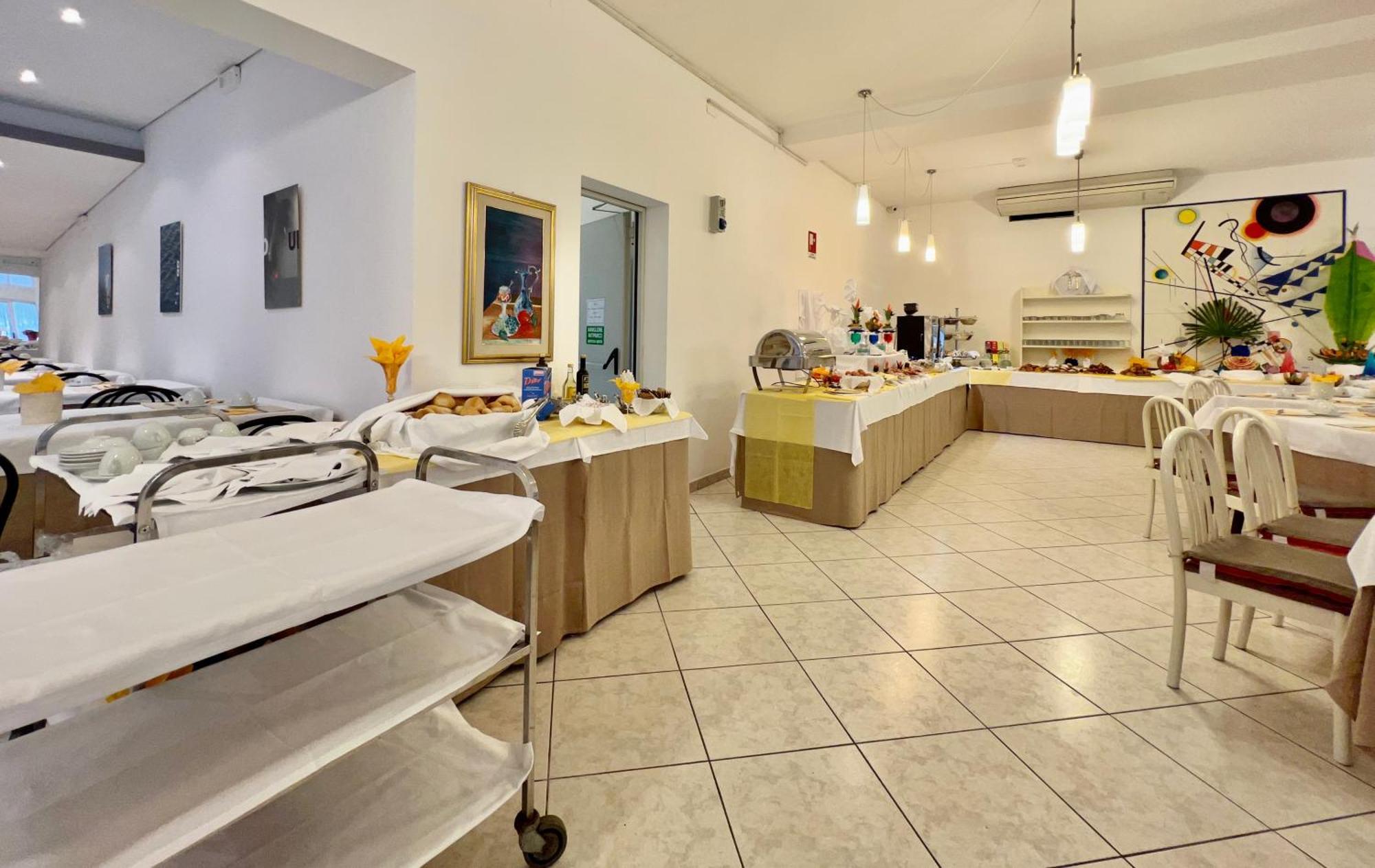 Hotel Myriam Lignano Sabbiadoro Extérieur photo
