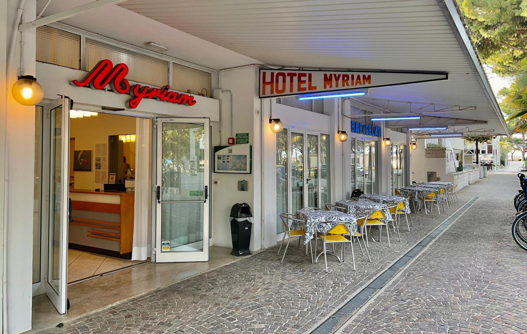 Hotel Myriam Lignano Sabbiadoro Extérieur photo